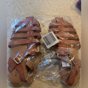 Faux Leather Fisherman Sandal 8.5 Wide Width